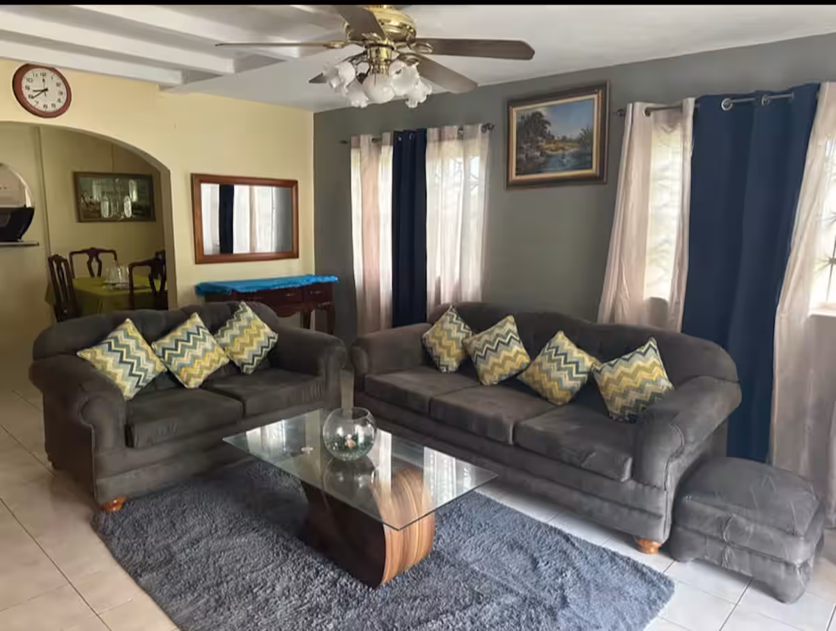 livingroom1 266 7 East, Greater Portmore, St. Catherine